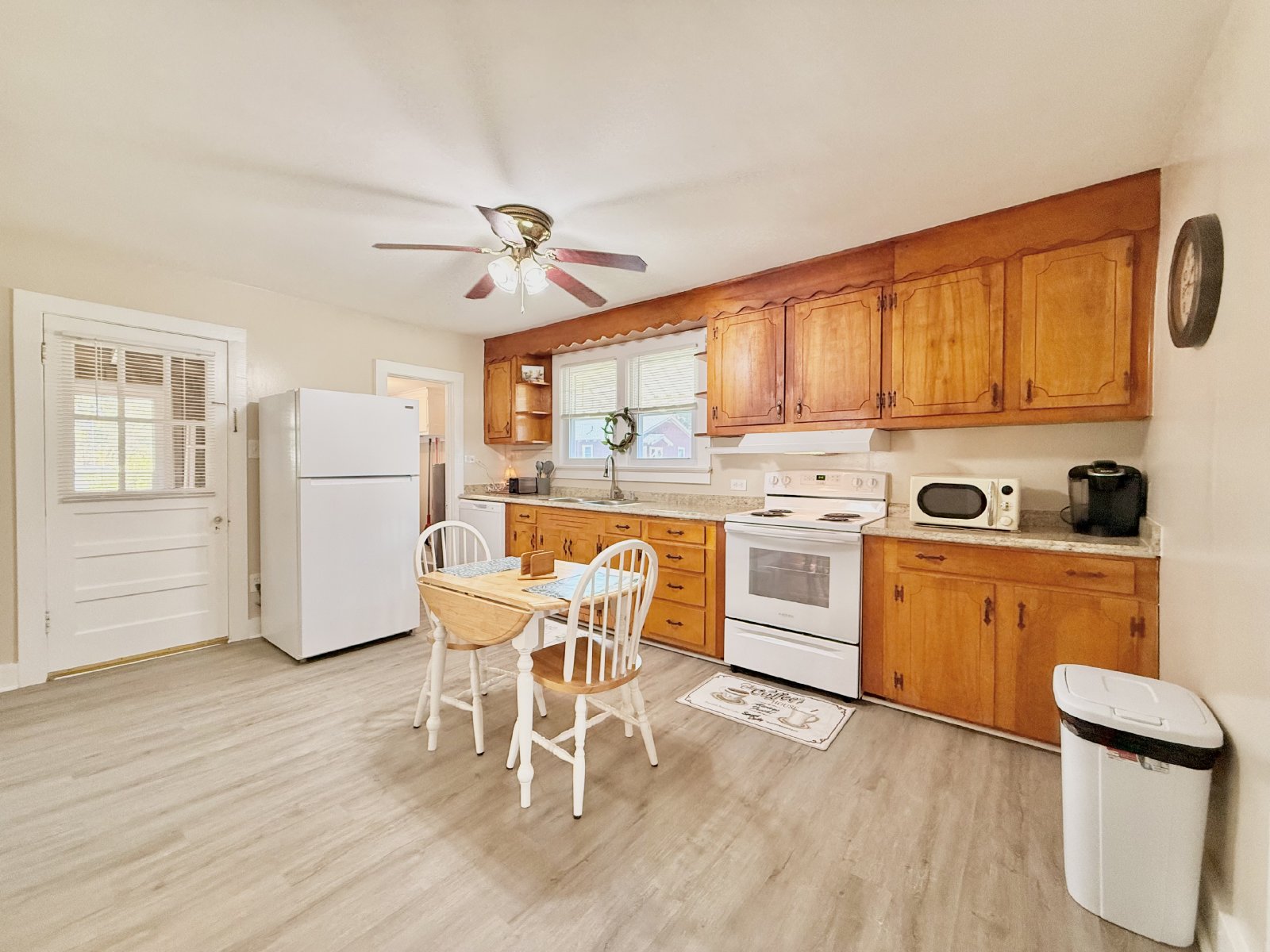 Fully Furnished & Utilities Included -SHORT TERM LEASES AVAILABLE with a premium. property image