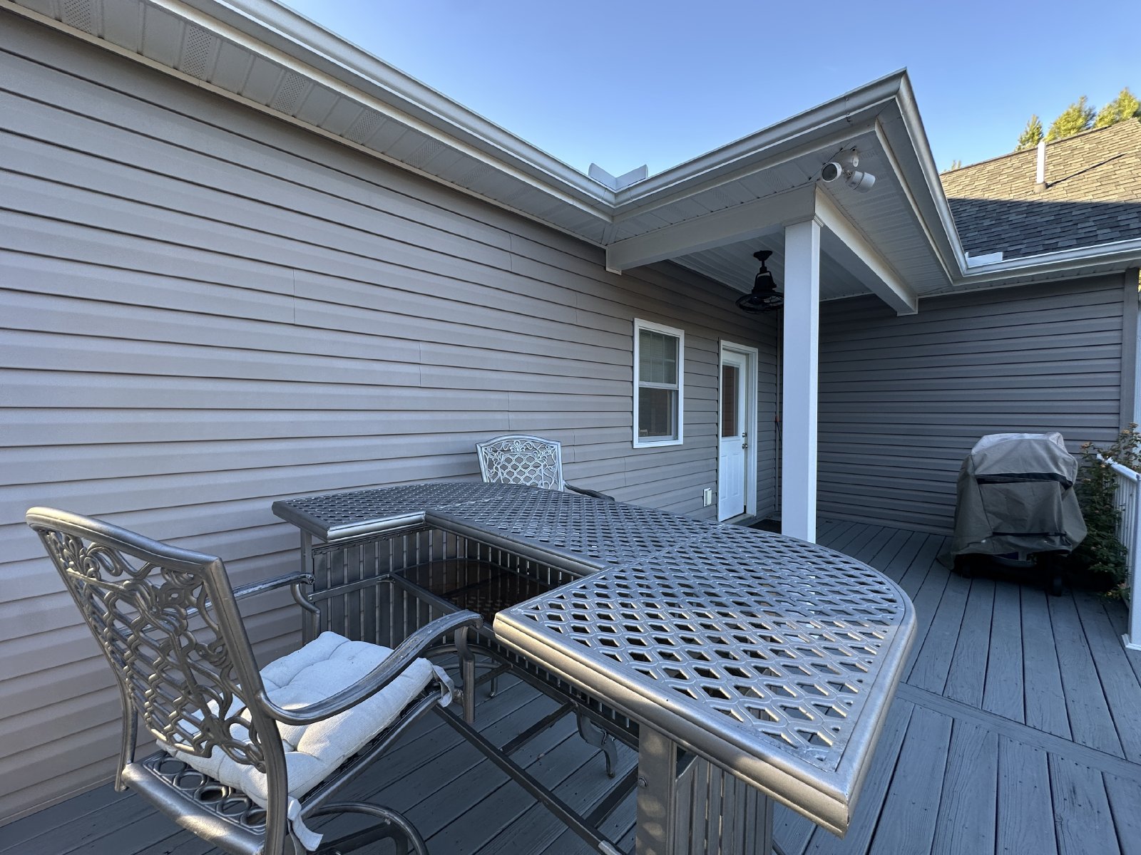 Lovely Custom Built Home with 2 Car Garage and Lots of Privacy property image