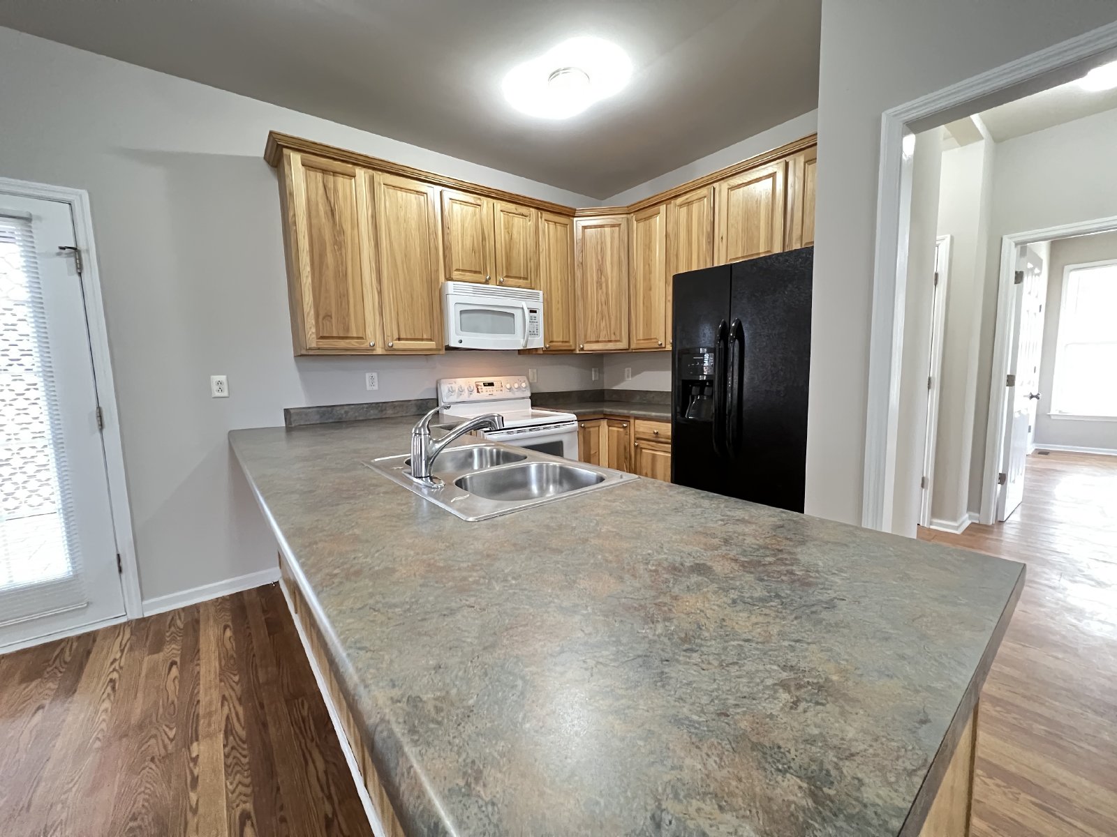 Rest. Relax. Recharge. Do it all at 121 Quail Springs Court! property image