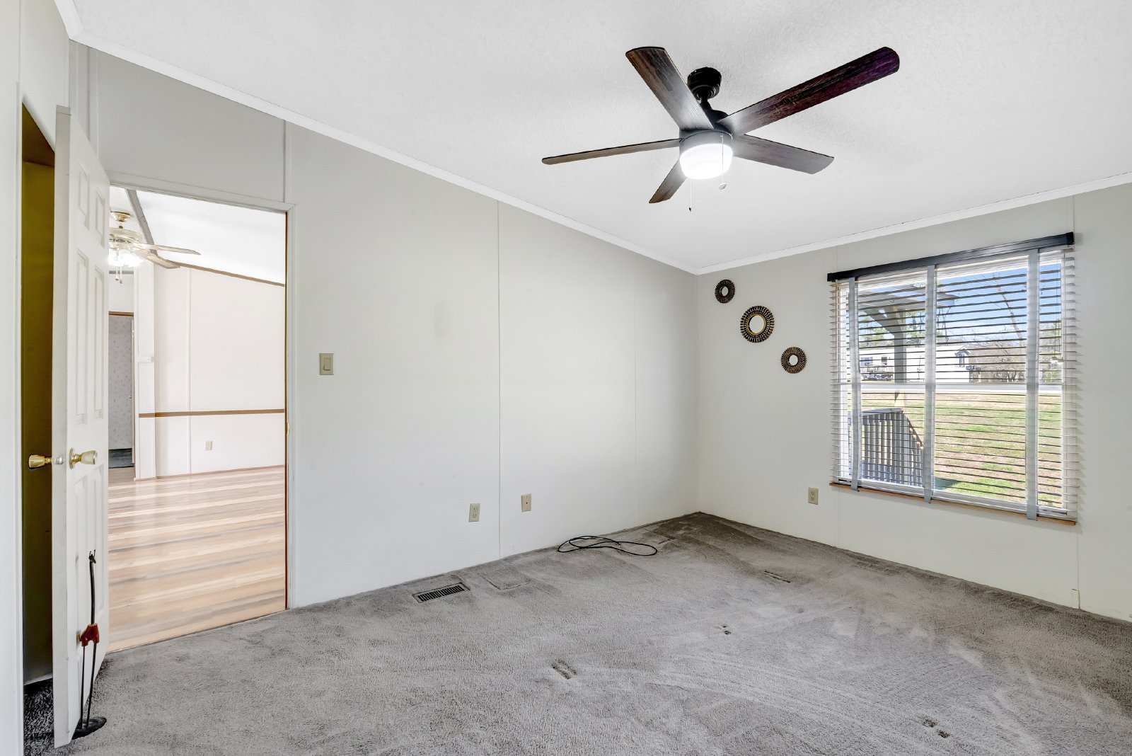 3 Bedroom/2 Bathroom Equine Farm Home property image