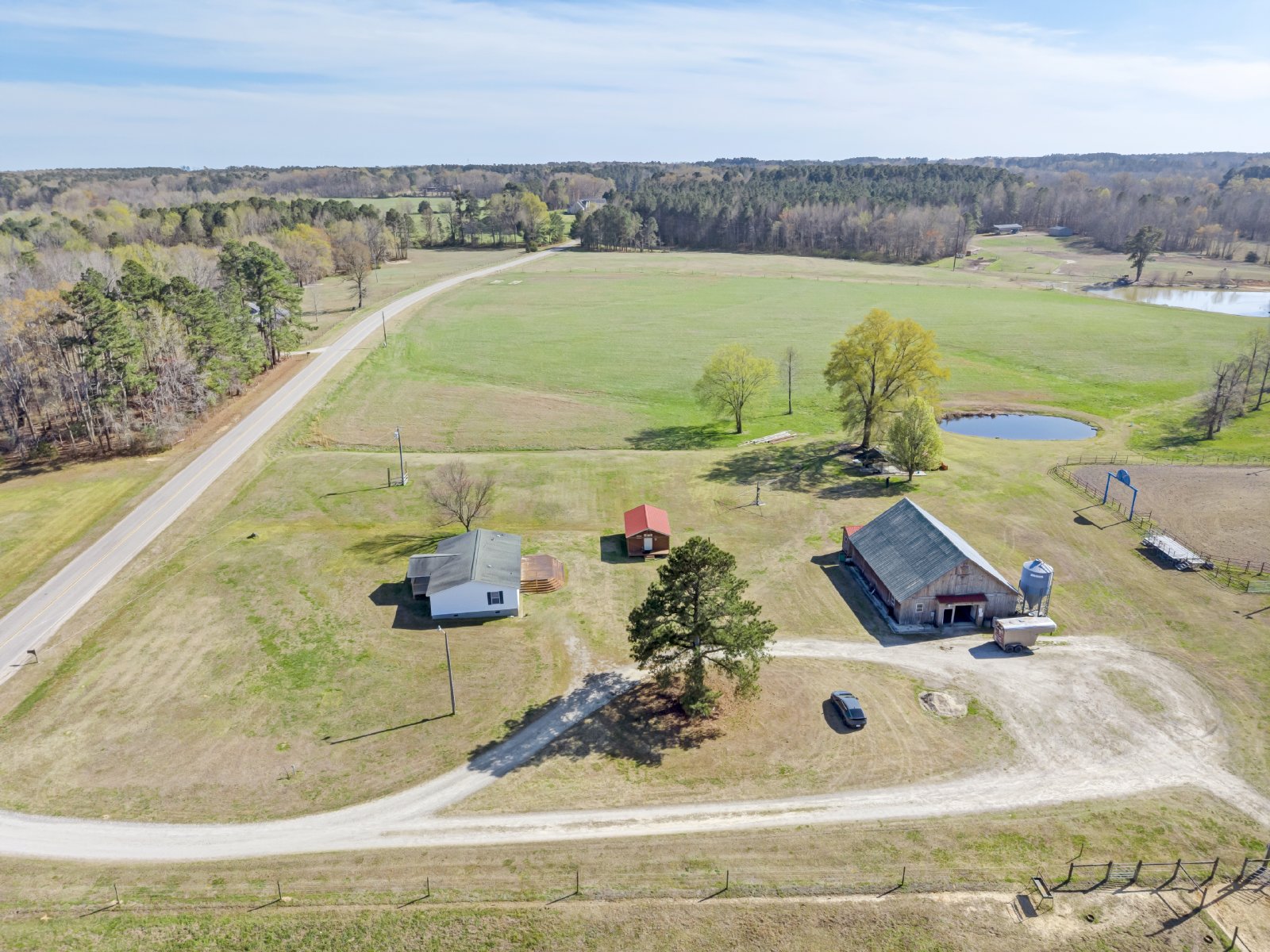3 Bedroom/2 Bathroom Equine Farm Home property image