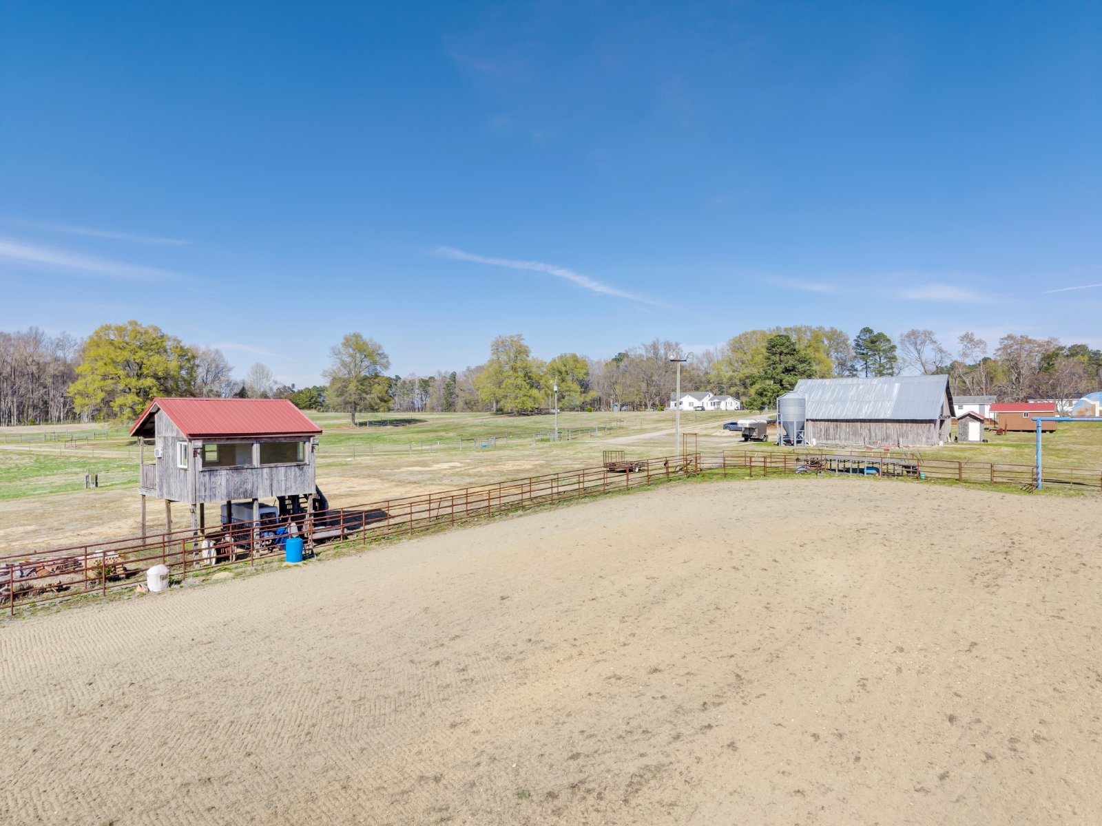 3 Bedroom/2 Bathroom Equine Farm Home property image
