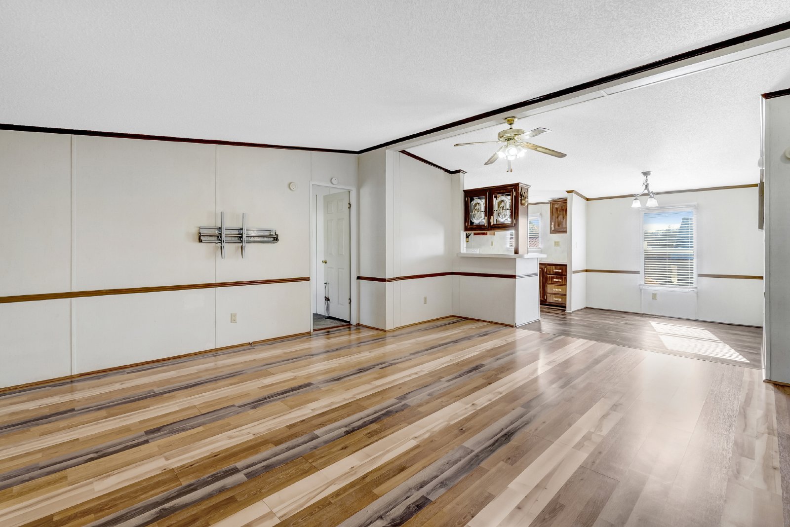 3 Bedroom/2 Bathroom Equine Farm Home property image