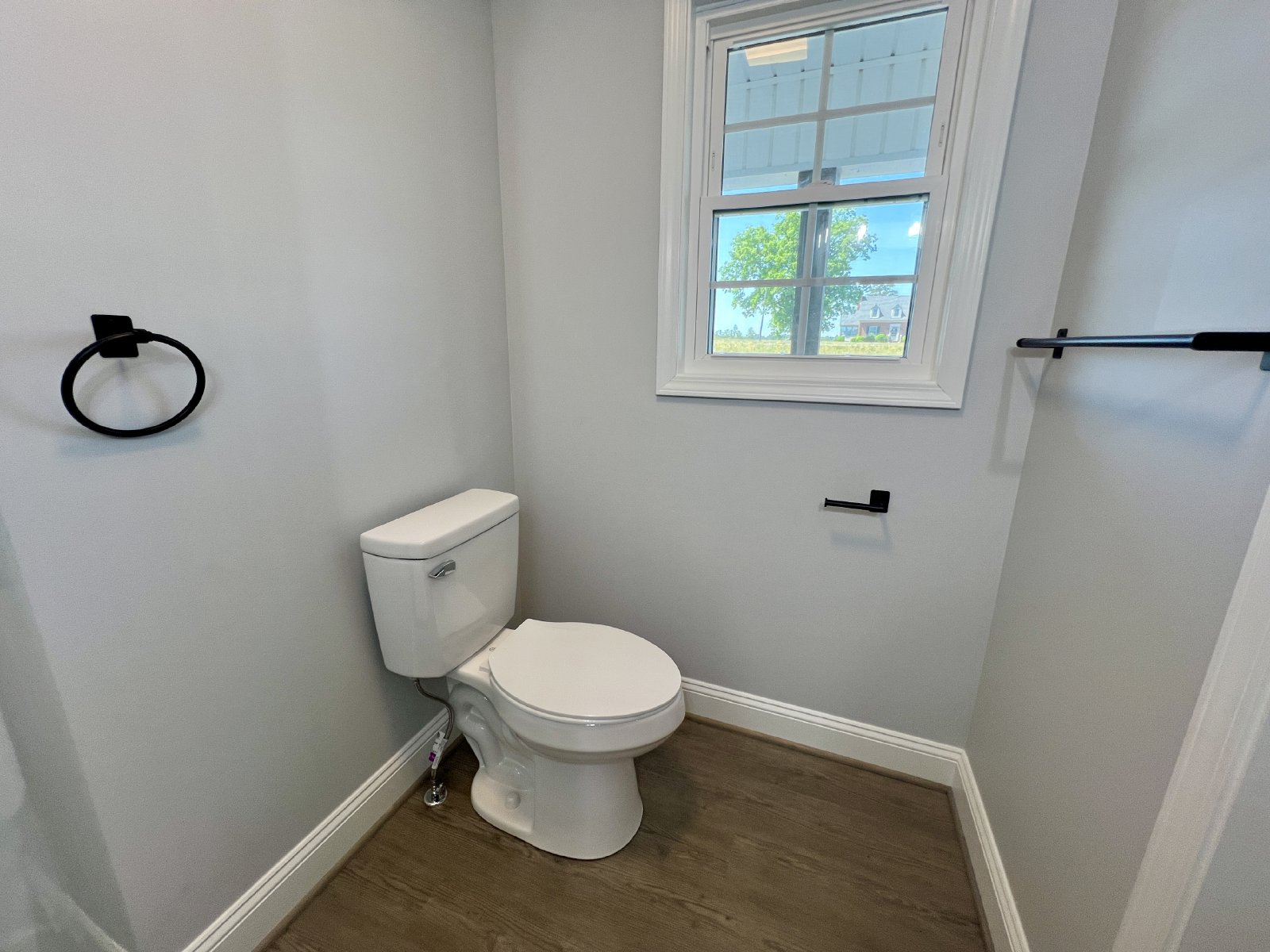 Your Fully Furnished Buffalo Junction Apartment Awaits! property image