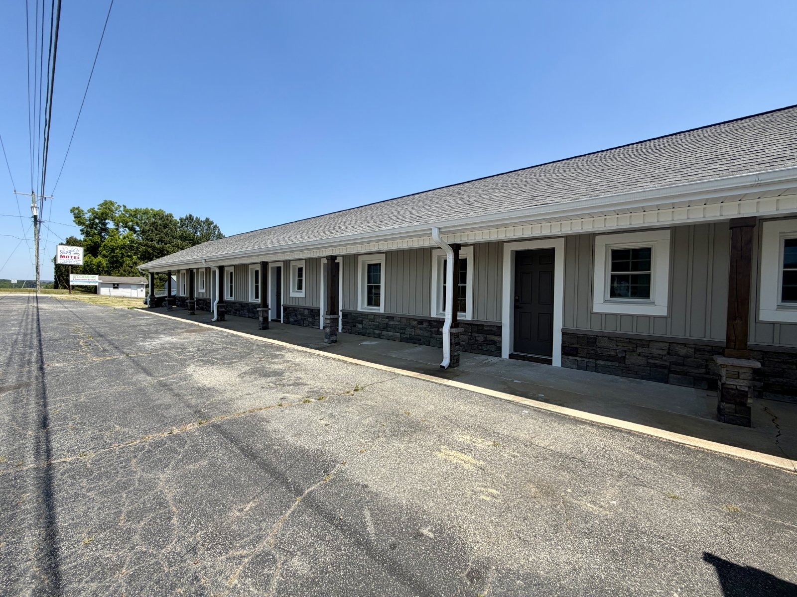 Your Fully Furnished Buffalo Junction Apartment Awaits! property image