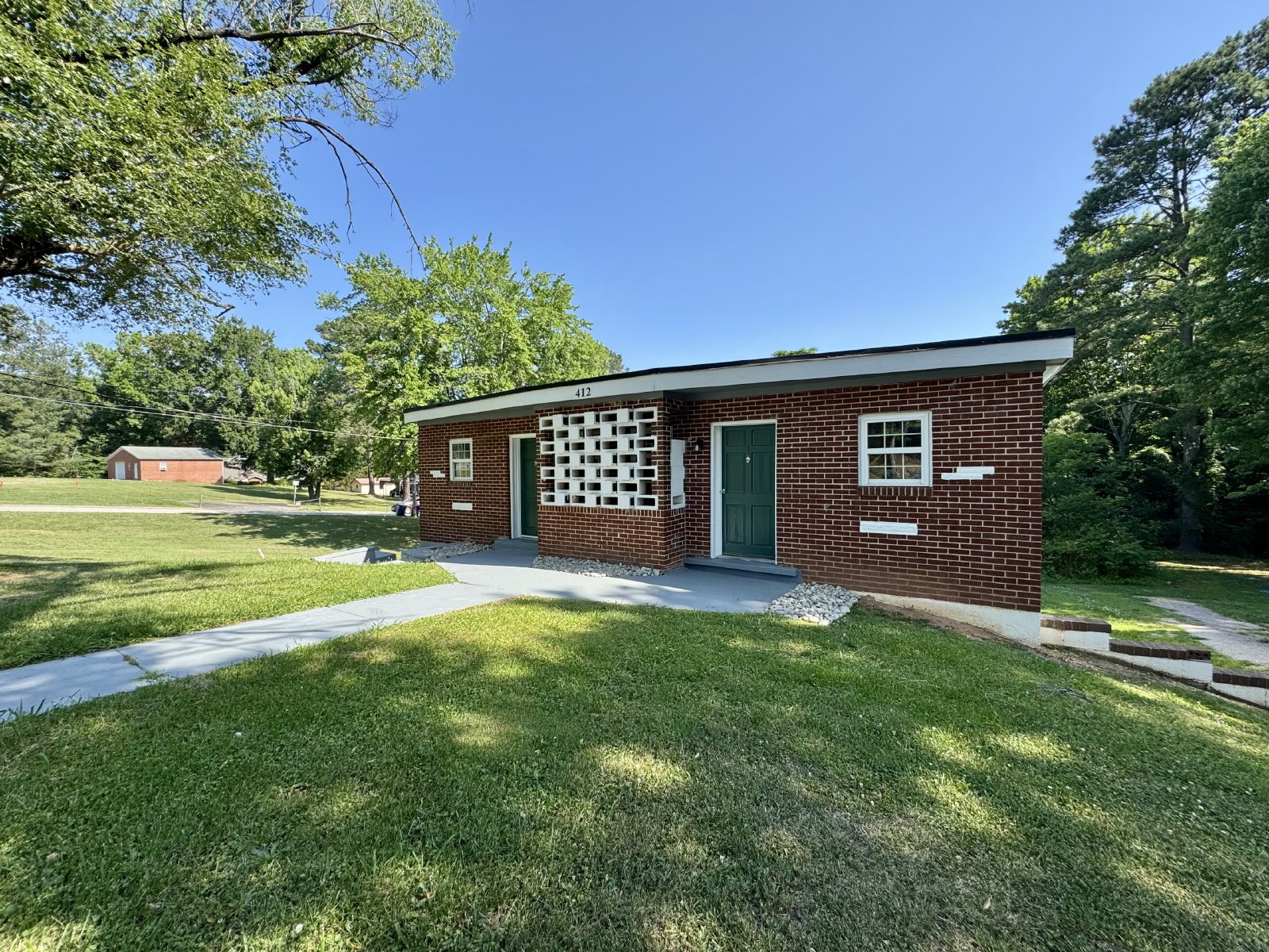 Location, Community, Quality Living. It Starts Here! MONTH TO MONTH LEASE ONLY property image