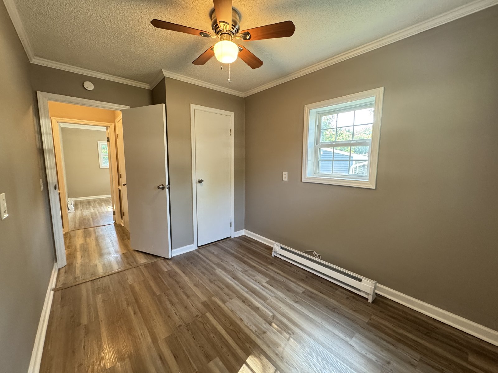 Location, Community, Quality Living. It Starts Here! MONTH TO MONTH LEASE ONLY property image