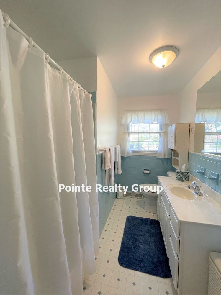 Fully Furnished~All Inclusive~Waiting For YOU! property image