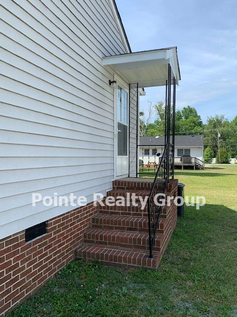 Settle in at 408 Holly Avenue! property image