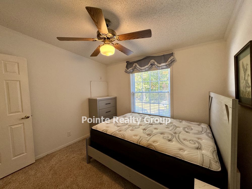 FULLY FURNISHED, ALL INCLUSIVE, LAKE ACCESS BEAUTY FOR RENT property image