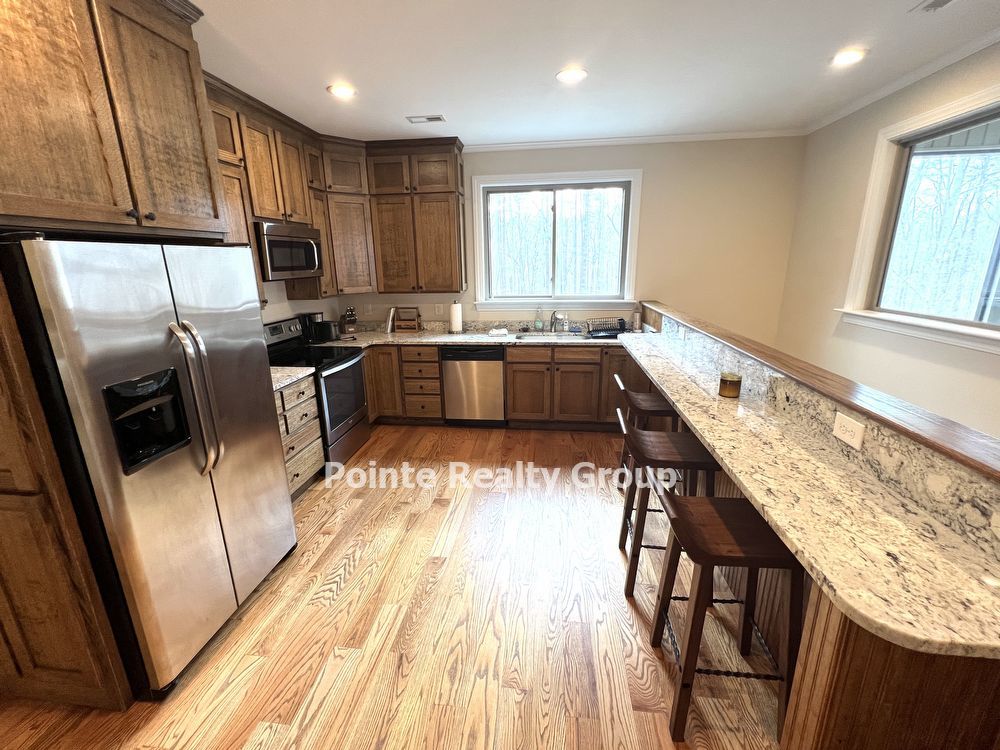 Furnished & All Inclusive Rental with Lake View-SHORT TERM LEASING!! property image