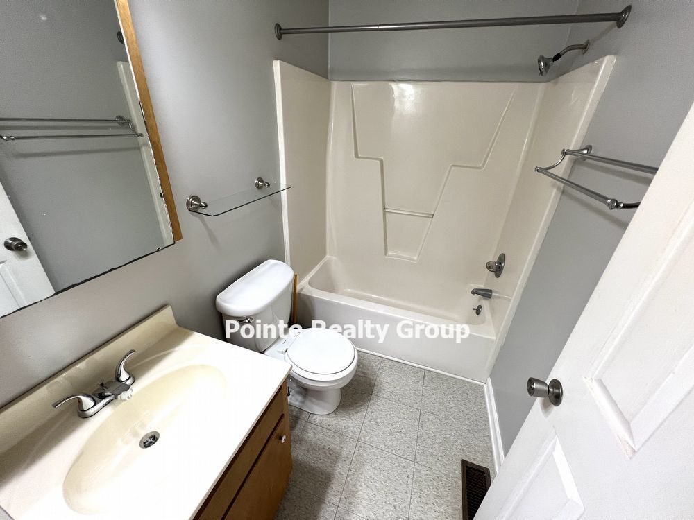 Country Living and Convenience at It's BEST property image