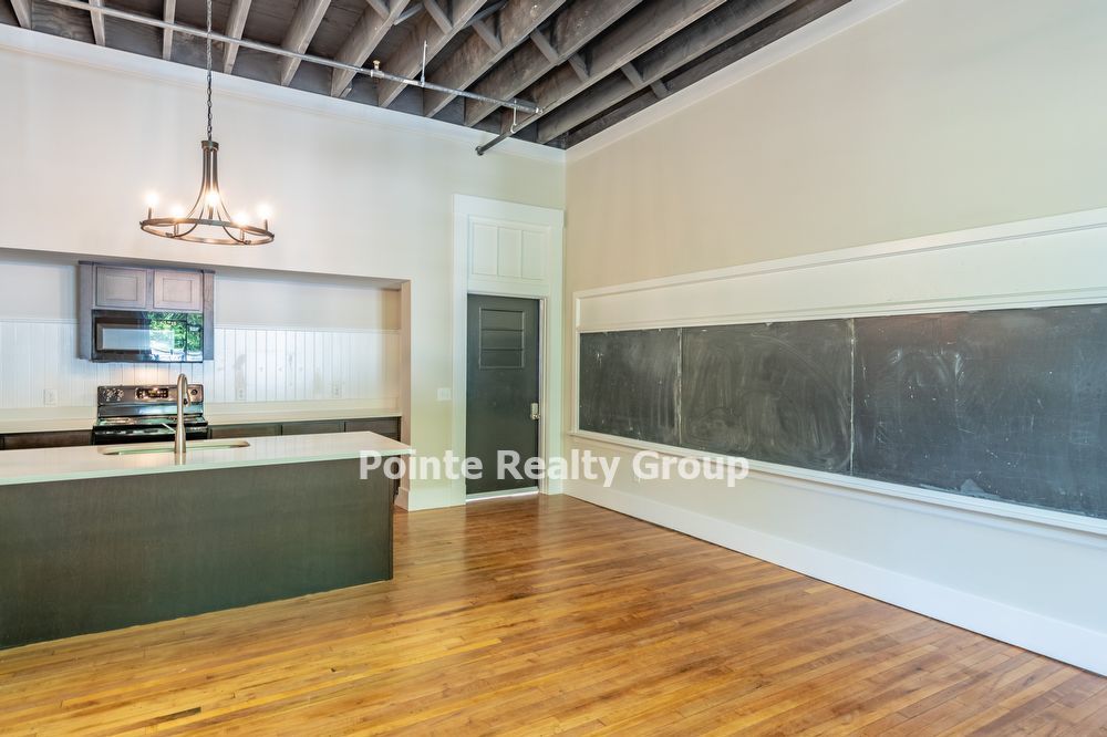 Luxury, Location, & Convenience property image