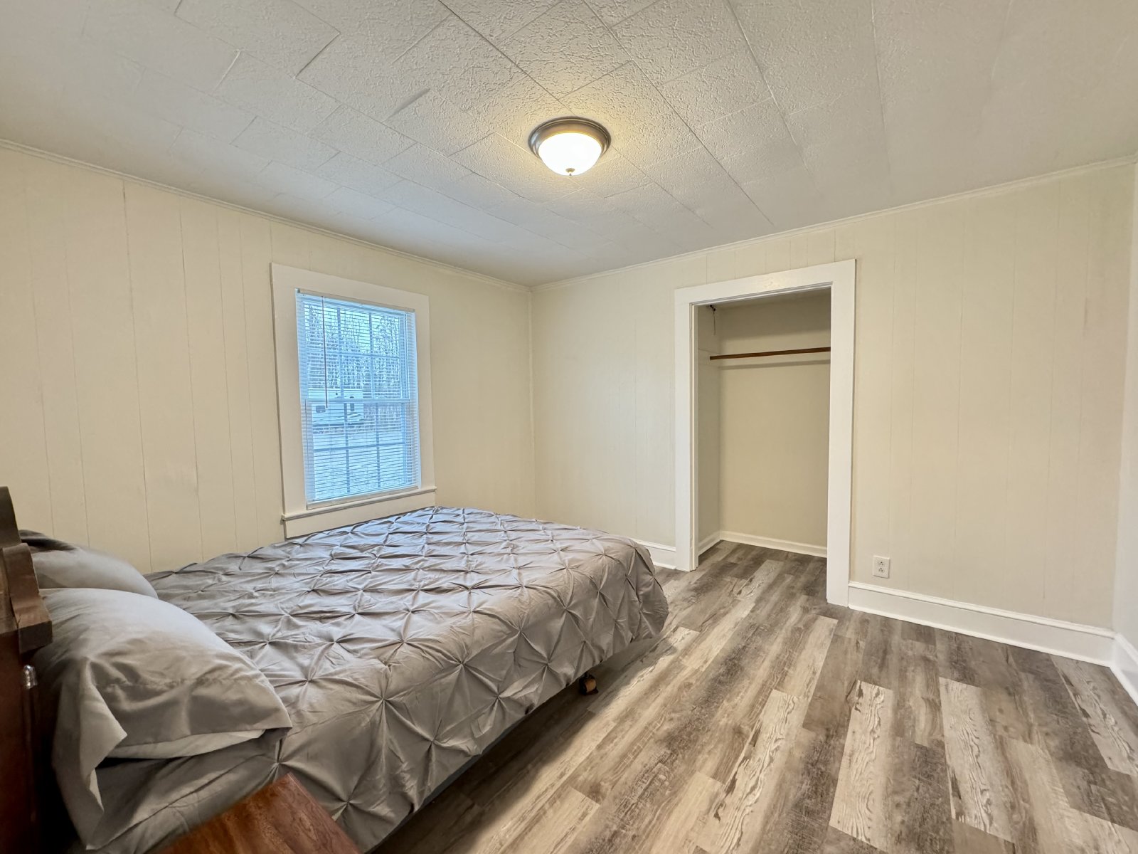 Fully Furnished and Utilities Included! property image