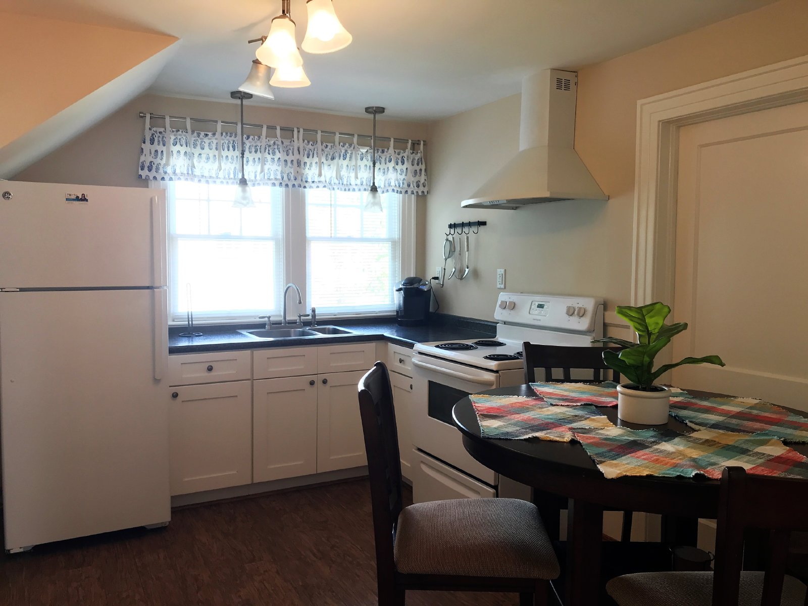 Fully Furnished/All Inclusive Upstairs Apartment for Rent property image