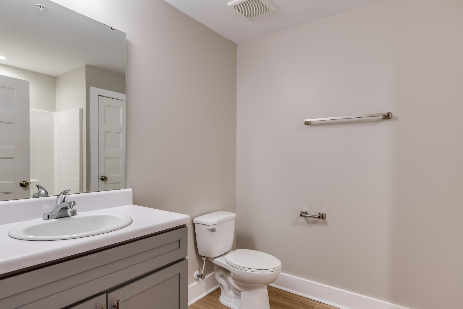 Brookside Lane Apartments! property image