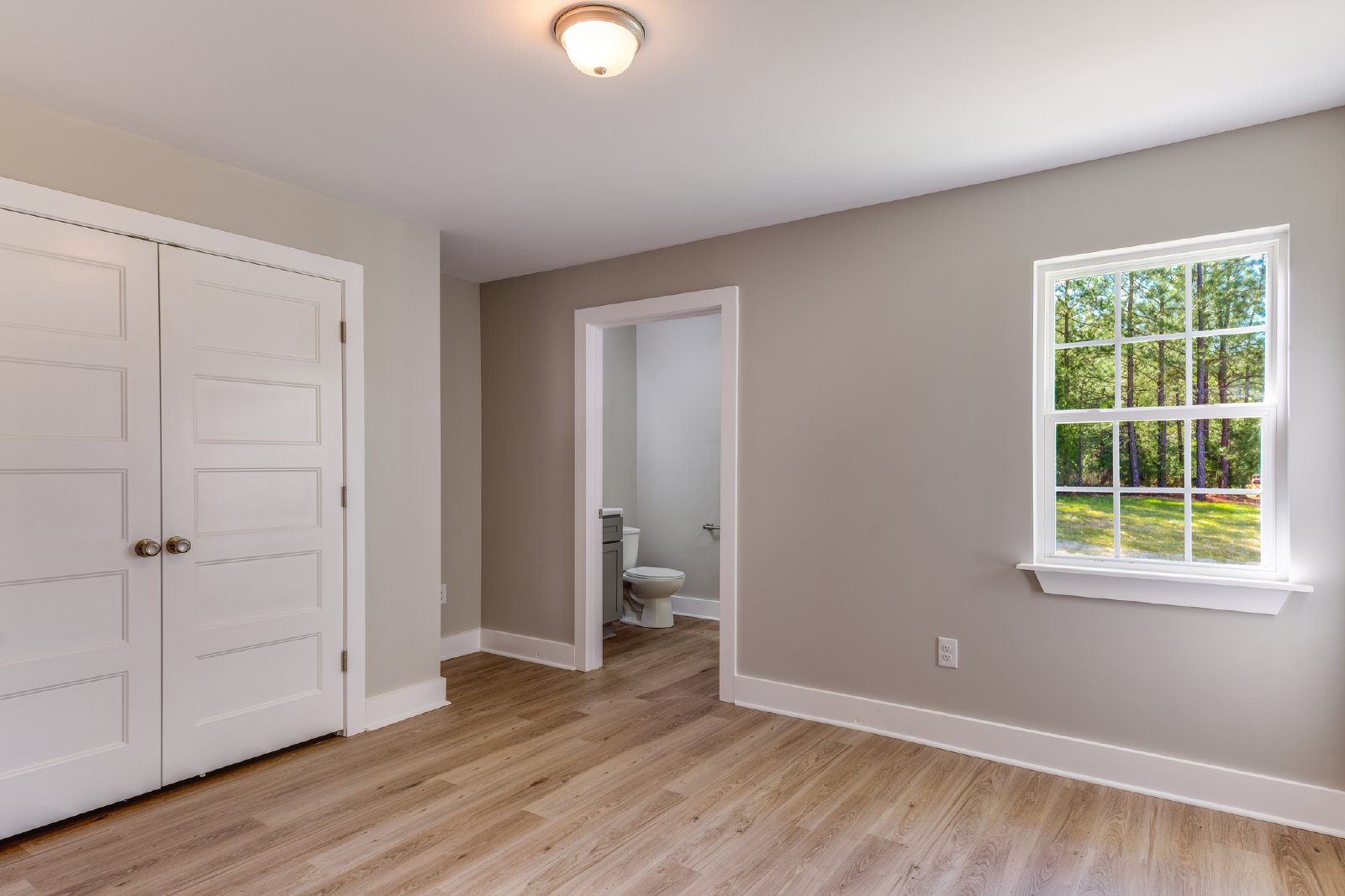 Brookside Lane Apartments! property image