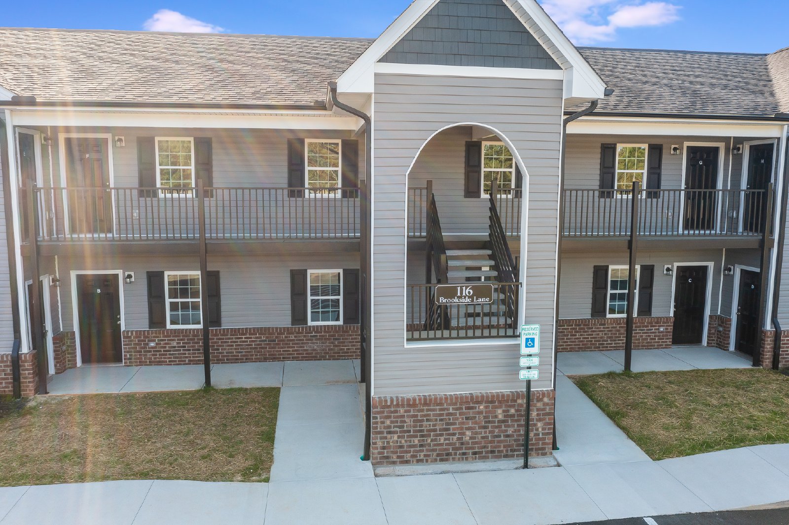 Brookside Lane Apartments! property image