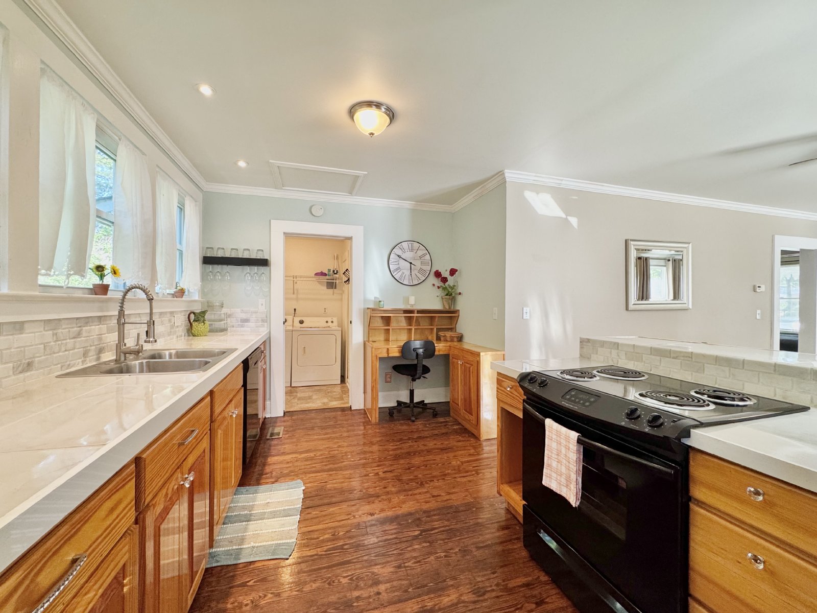 Adorable South Hill Charmer property image
